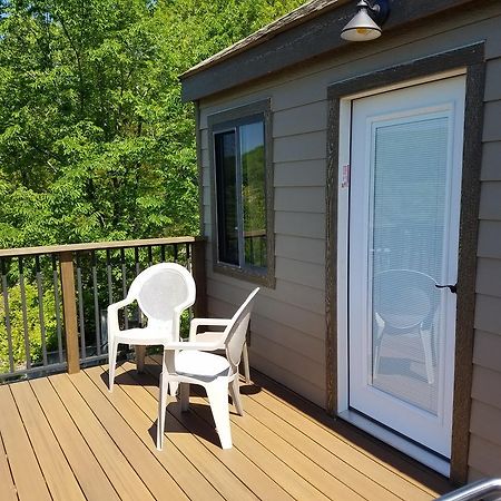 Holiday Shores Resort オーセージ・ビーチ エクステリア 写真